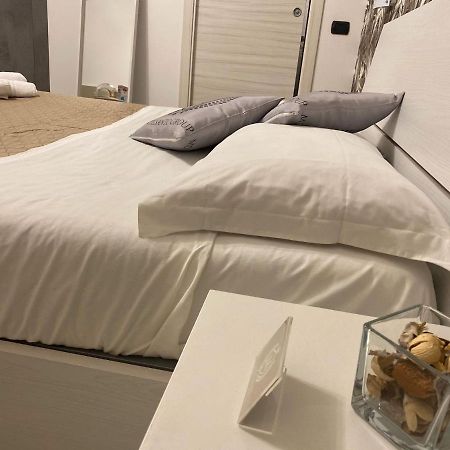 Montesantogroup Amalfi Room Naples Luaran gambar